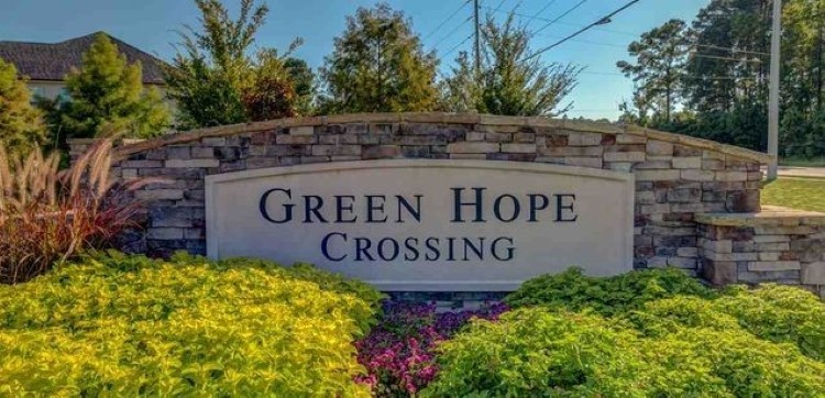 Entrance to Green Hope Crossing in Cary NC